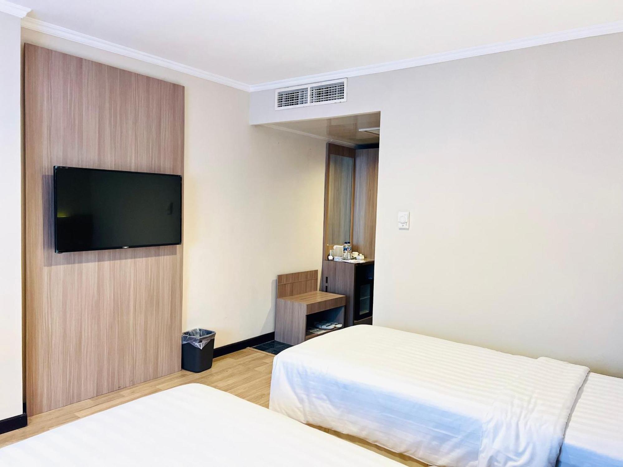 Royal Asia Hotel Palembang Luaran gambar